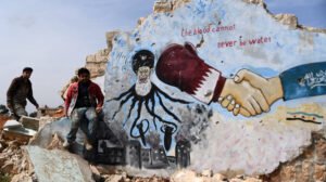 ইরানের শাসনব্যবস্থা কি সত্যিই পতনের পথে