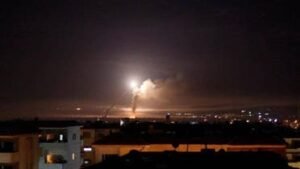 ২৪ ঘণ্টায় সিরিয়ায় ইসরায়েলের শতাধিক বিমান হামলা