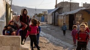 দুর্বিষহ জীবন কাটাচ্ছে সিরিয়ার ৪ মিলিয়নেরও বেশি শিশু