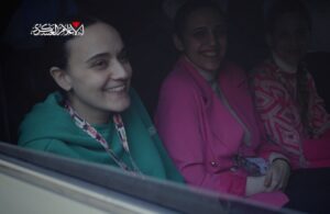 সদ্য মুক্তিপ্রাপ্ত ইসরায়েলি বন্দিদের পরিবারের কাছে হামাসের বার্তা