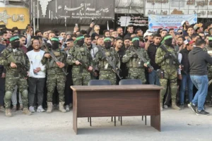 চুক্তির প্রথম ধাপ পুরোপুরি বাস্তবায়ন না হলে বন্দিবিনিময়ের পরবর্তী ধাপে যাওয়া সম্ভব নয়: হামাস