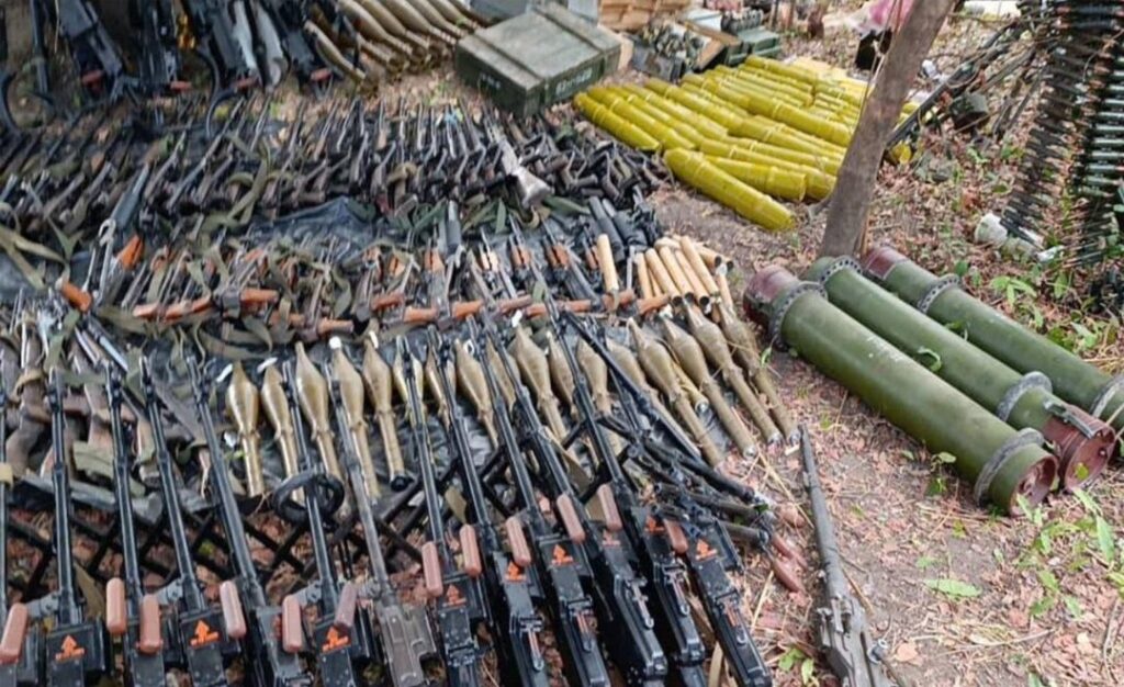 অস্ত্র ভান্ডার