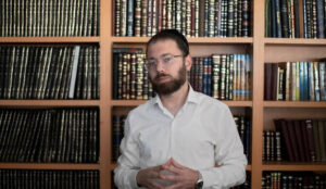 গাজায় পাঁচ সেনার মৃত্যুকে স্বাগত জানিয়ে গ্রেপ্তার ইসরায়েলি সাংবাদিক