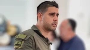 আত্মহত্যা করা ইসরায়েলি সেনা প্রতিদিন গোসল করতেন ৬ বার, কারণ জানলে চমকে উঠবেন