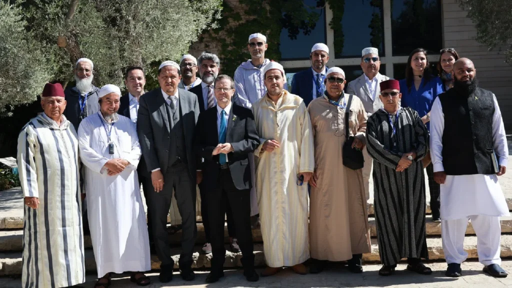 ইসরায়েল সফরে ইউরোপের মুসলিম প্রতিনিধি দল, বিতর্কে উত্তাল নেট দুনিয়া