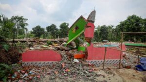 ভারতের আসামে মুসলিমদের গ্রাম ছাড়ার আল্টিমেটাম